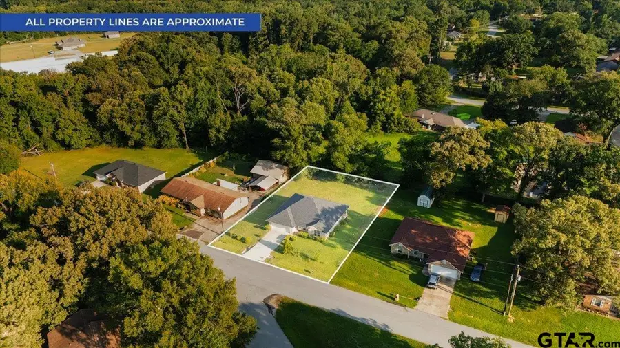 13427 Ronald Cir., Tyler, TX 75709 - #2