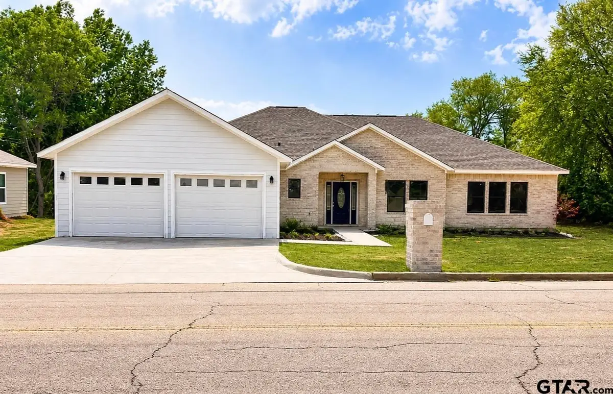 1400 E 1st St., Mount Pleasant, TX 75455 - #1