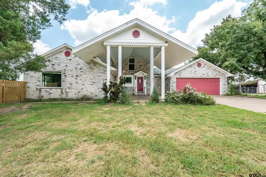820 Bizzell Rd, Frankston, TX 75763 - #2