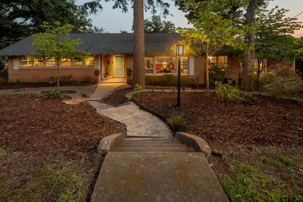 823 Watkins, Tyler,  75701