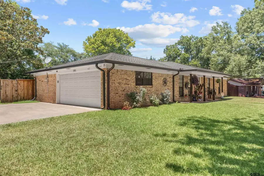 101 Juniper Dr, Palestine, TX 75803 - #2
