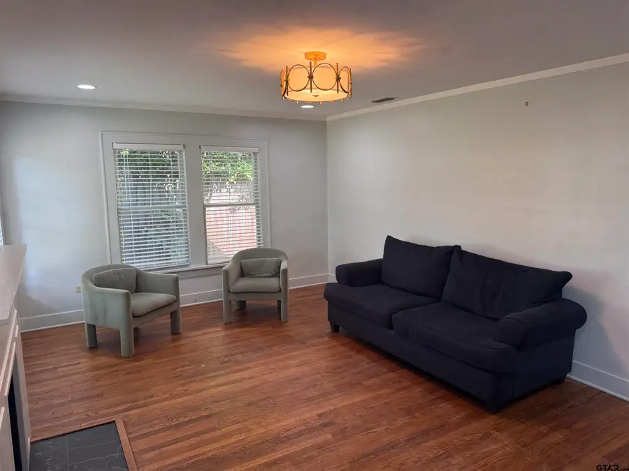 606 W Dobbs, Tyler, TX 75701 - #2