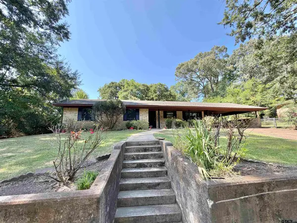 908 E 4th, Mount Pleasant,  75455