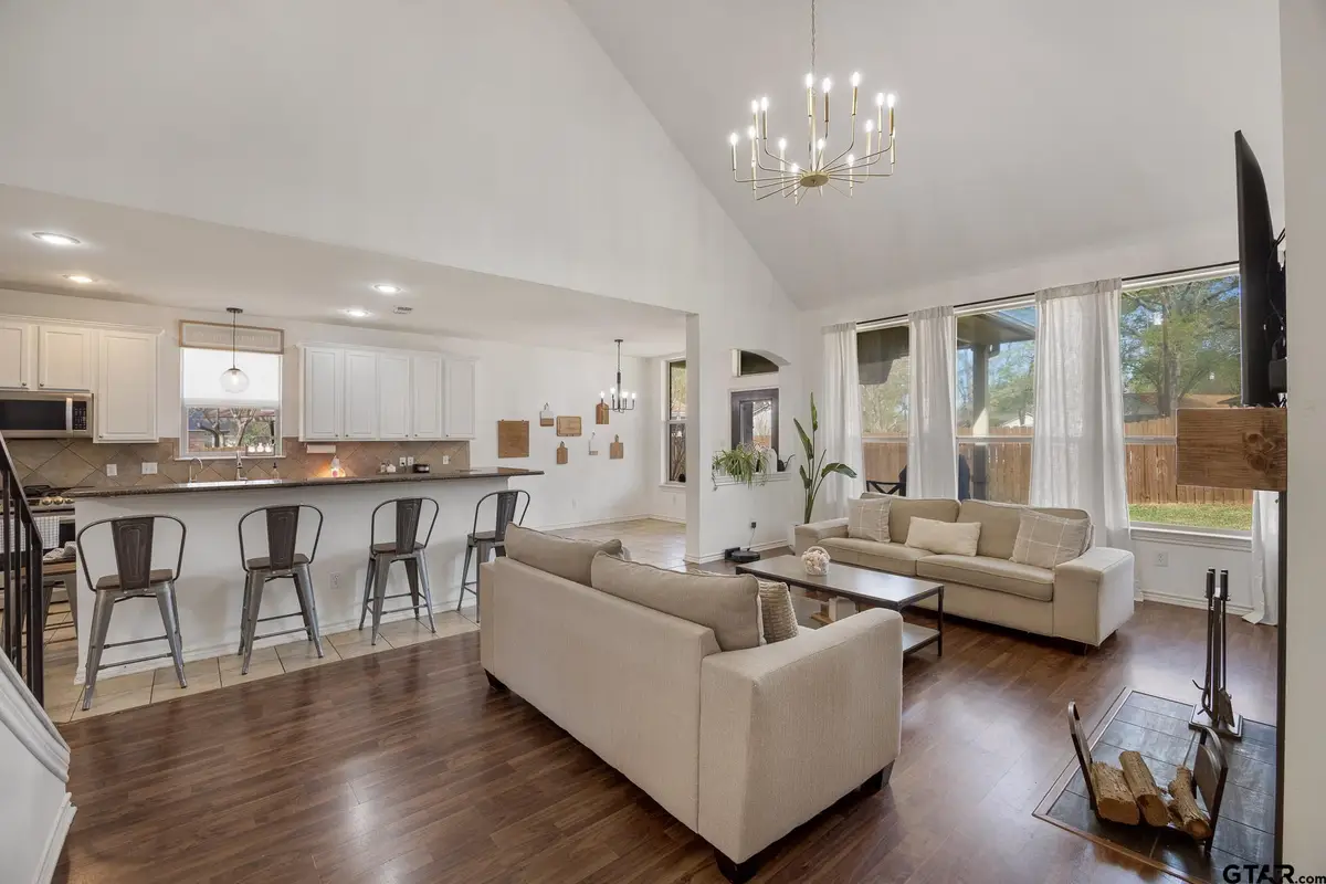 310 Rosebrook Cir, Whitehouse, TX 75791 - #1