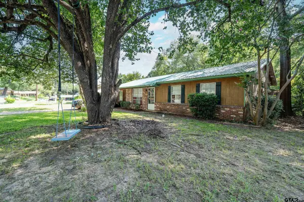 908 Pinkerton, Tyler,  75701