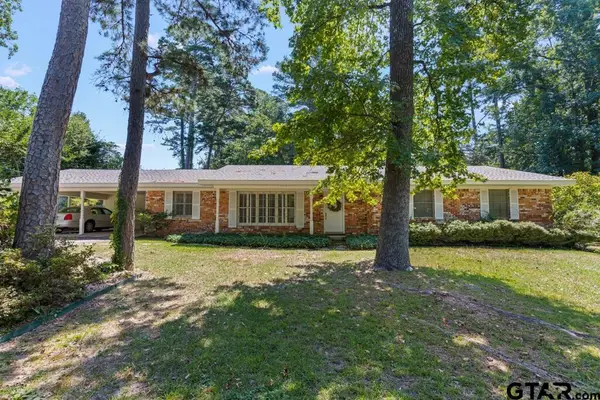 1315 Greenway, Gilmer, TX 75644