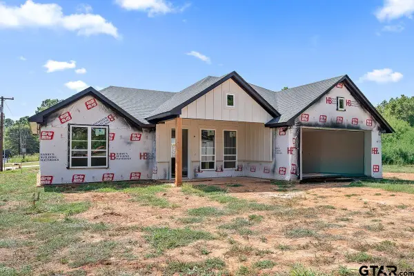 111 Ellis St, Rusk, TX 75785