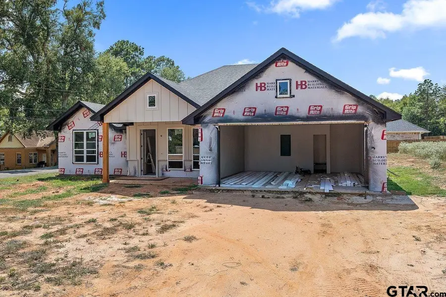 111 Ellis St, Rusk, TX 75785 - #2