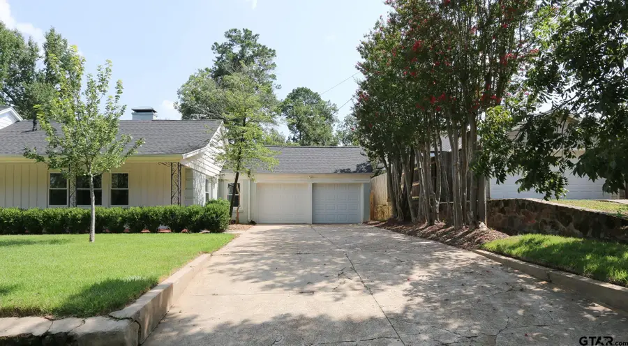 517 E Lake Street, Tyler, TX 75701 - #3
