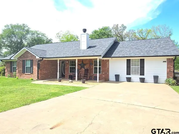 206 Jones, Elkhart, TX 75839