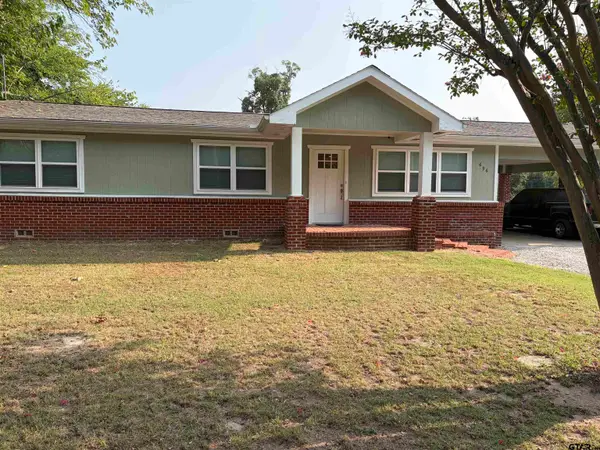 696 County Road 2298, Mineola,  75773