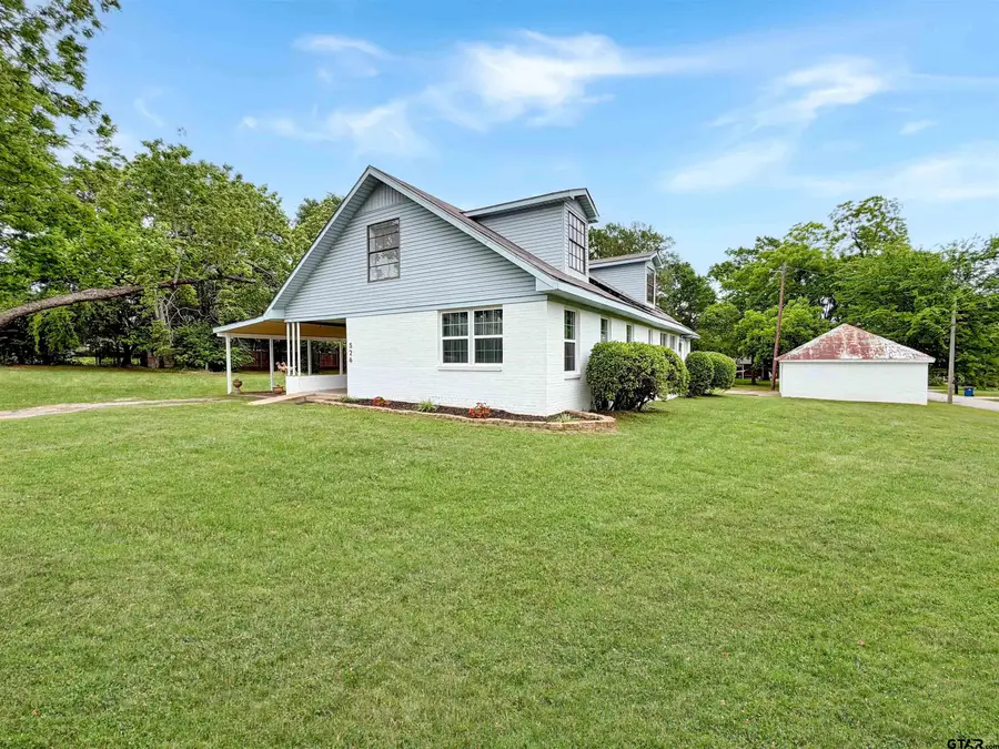 526 N Broad Street, Chandler, TX 75758 - #2