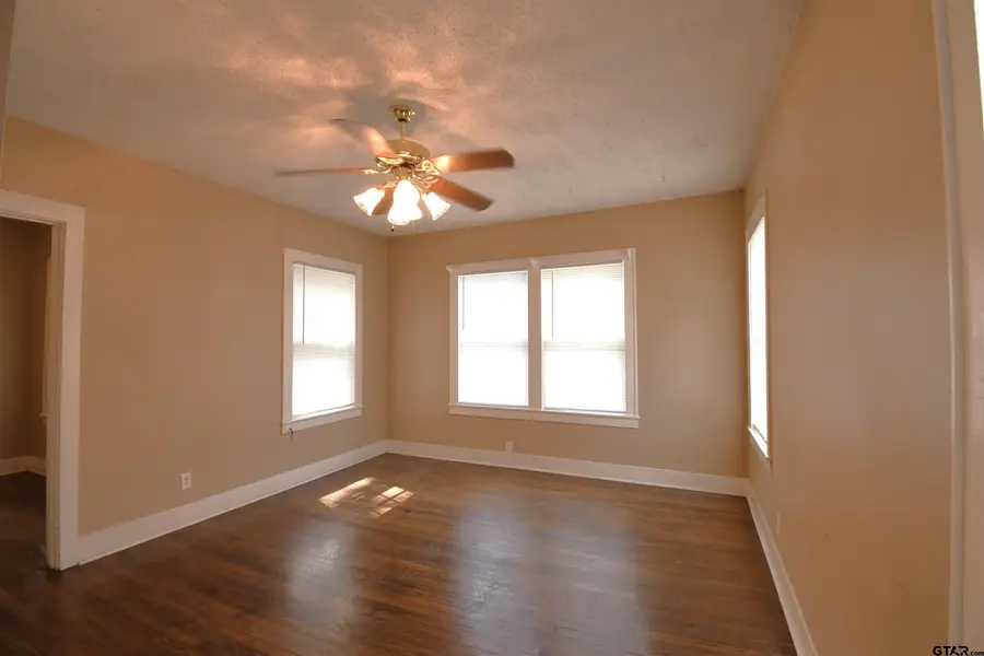 502 S Fannin #101, Tyler, TX 75702 - #2