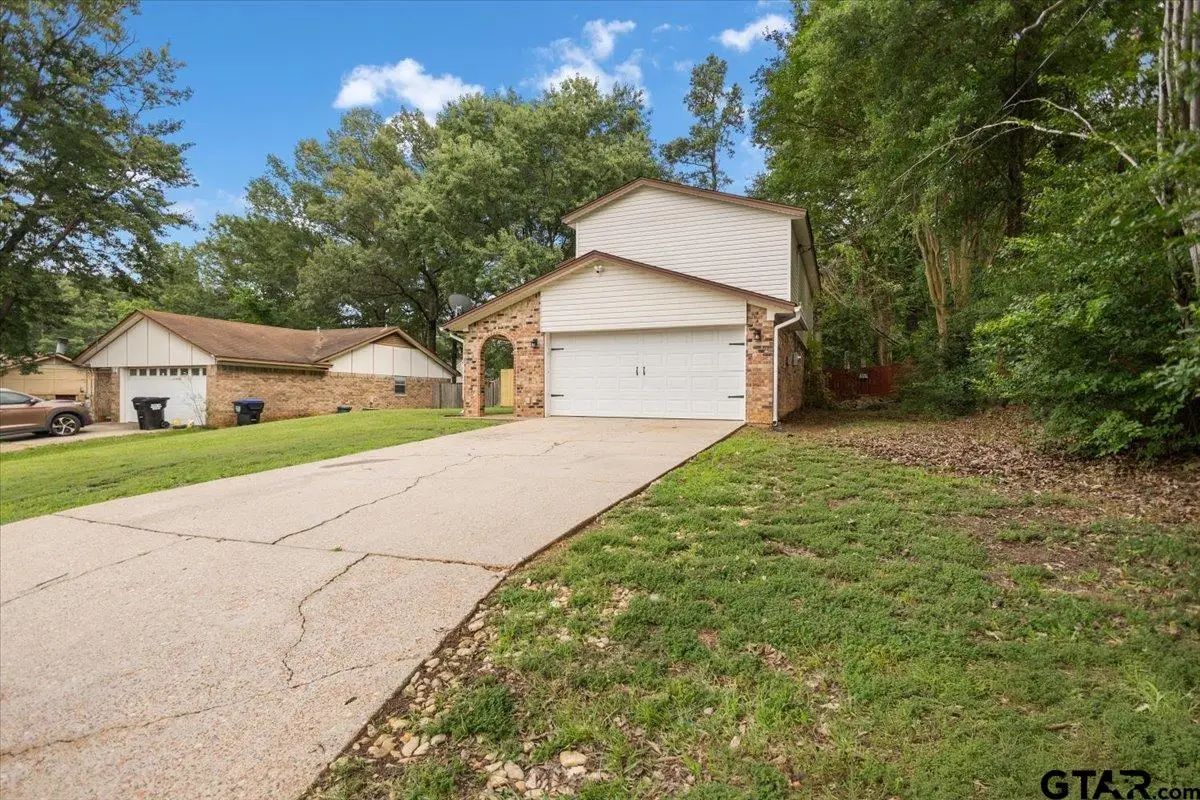 1210 Chad St, Longview, TX 75604 - #1