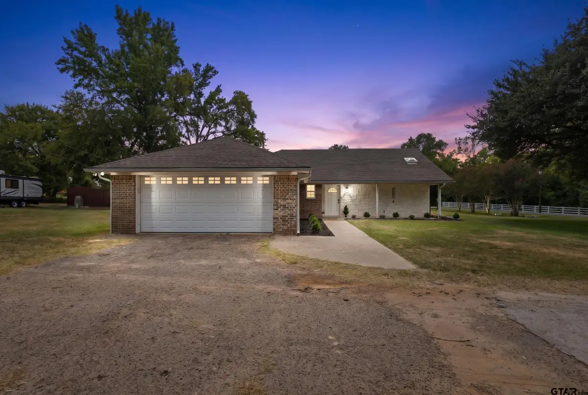 912 Lilly Ln., Bullard, TX 75757 - #1