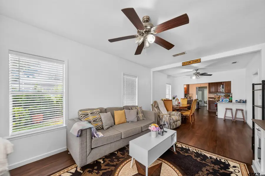 915 Lindsey Ln, Tyler, TX 75701 - #3