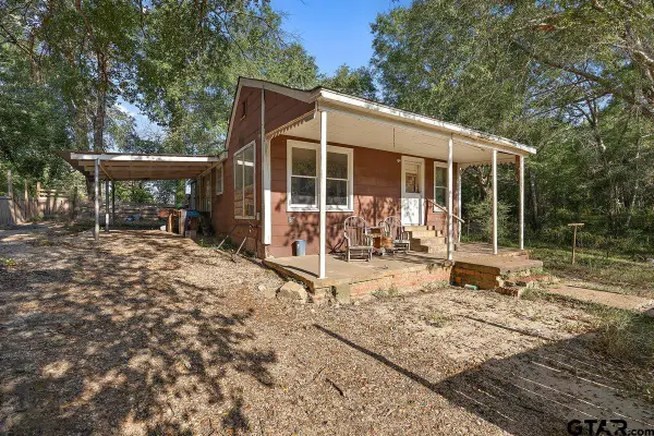 171 Dechard St, Rusk, TX 75785