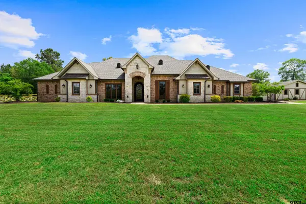 145 Deerfield Rd N, Longview, TX 75605