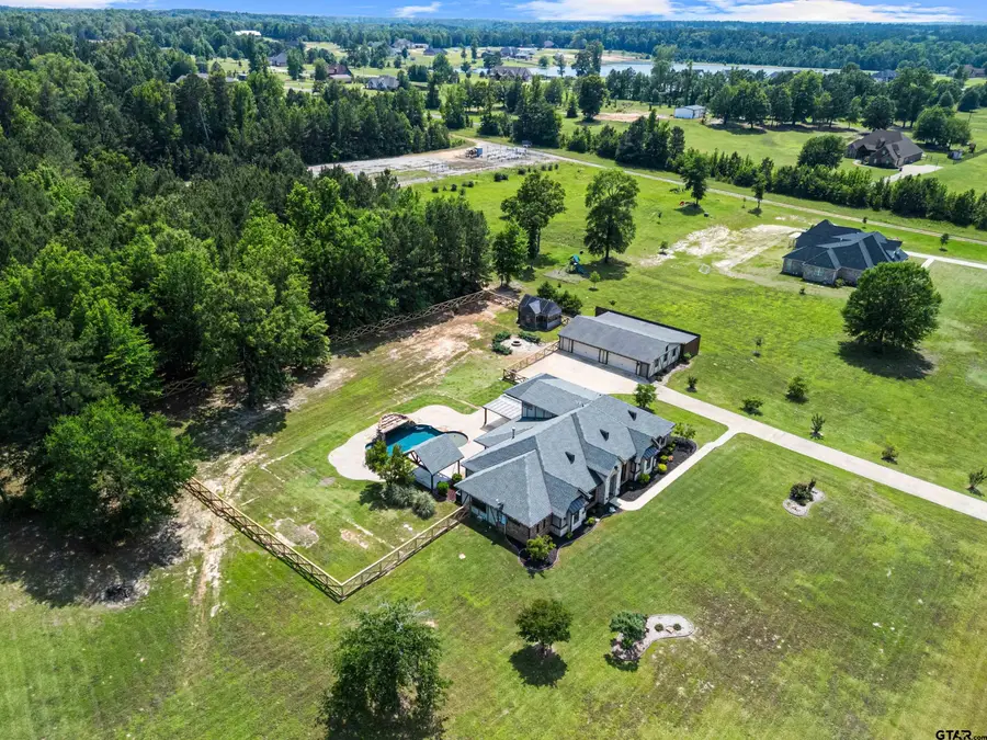 145 Deerfield Rd N, Longview, TX 75605 - #2