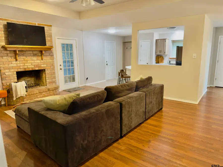 3910 Castlegate, Paris, TX 75462 - #3