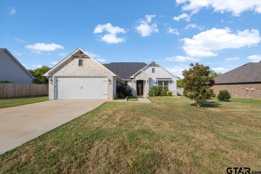 207 S Loveless, Bullard, TX 75757 - #2