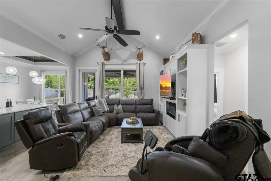 207 S Loveless, Bullard, TX 75757 - #3