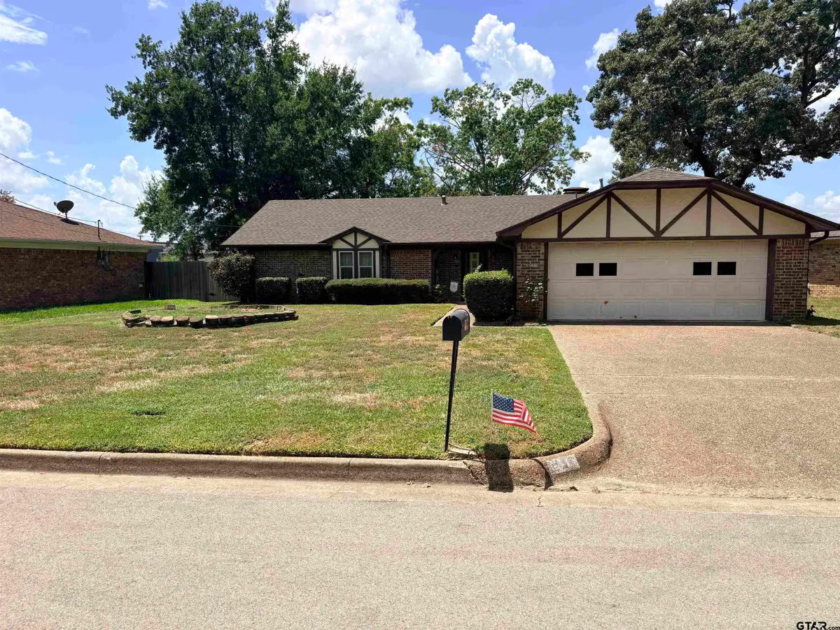 6813 Southplace Dr., Tyler, TX 75703 - #1