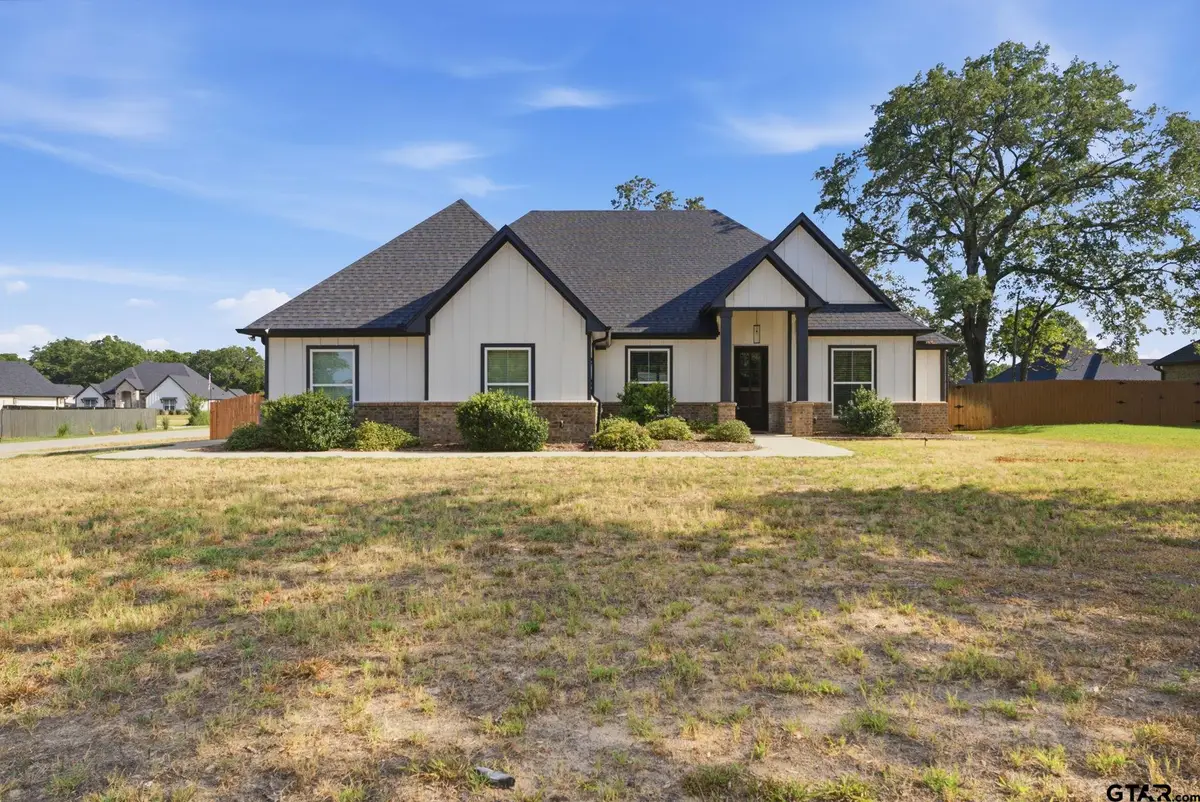 158 Forest View Dr., Mineola, TX 75773 - #1