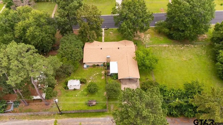 1009 Caprice Dr., Grand Saline, TX 75140 - #2