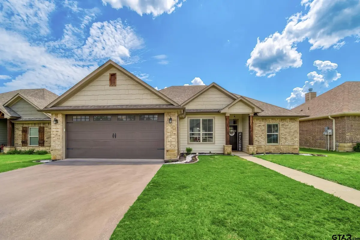 106 Champions, Hallsville, TX 75650 - #1