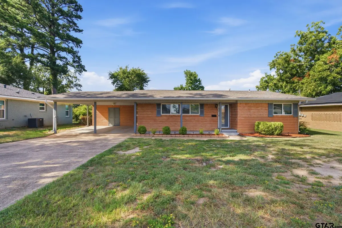 2340 Hunter St., Tyler, TX 75701 - #1
