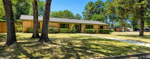 3111 Clinton St, Longview, TX 75604