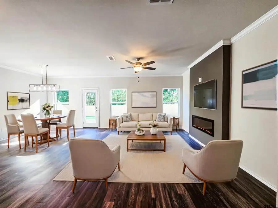 1116 Park Meadows Dr., Whitehouse, TX 75791 - #3
