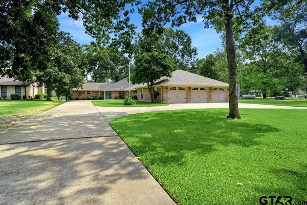 665 Pr 5881, Yantis, TX 75497