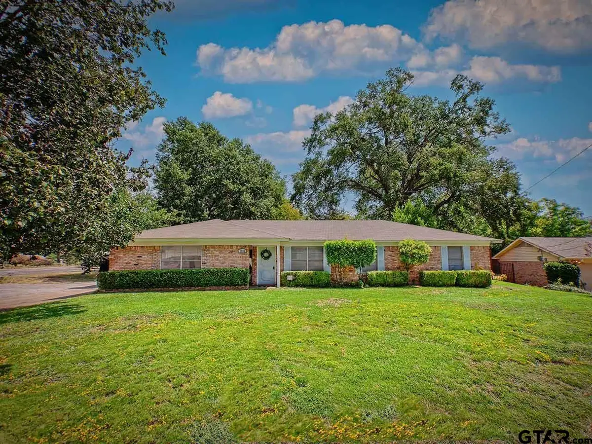 3900 Birdwell Drive, Tyler, TX 75703 - #1
