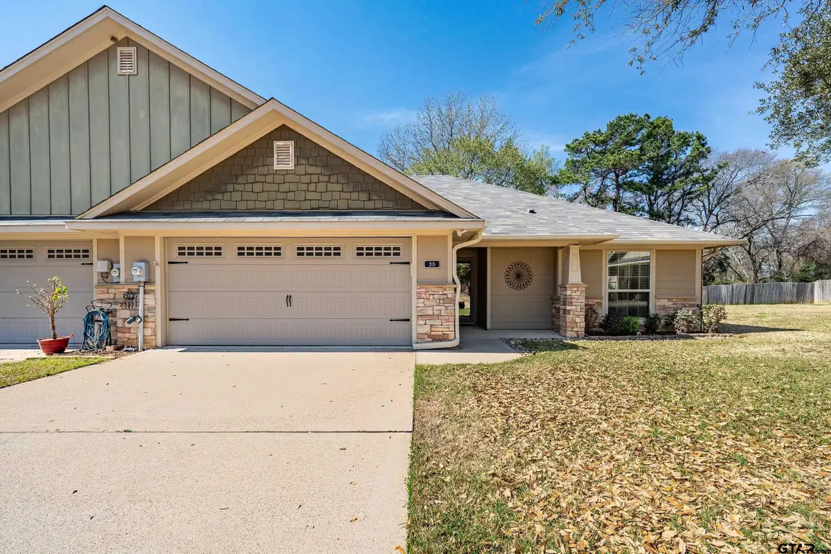 421 W Cumberland #205, Tyler, TX 75703 - #1
