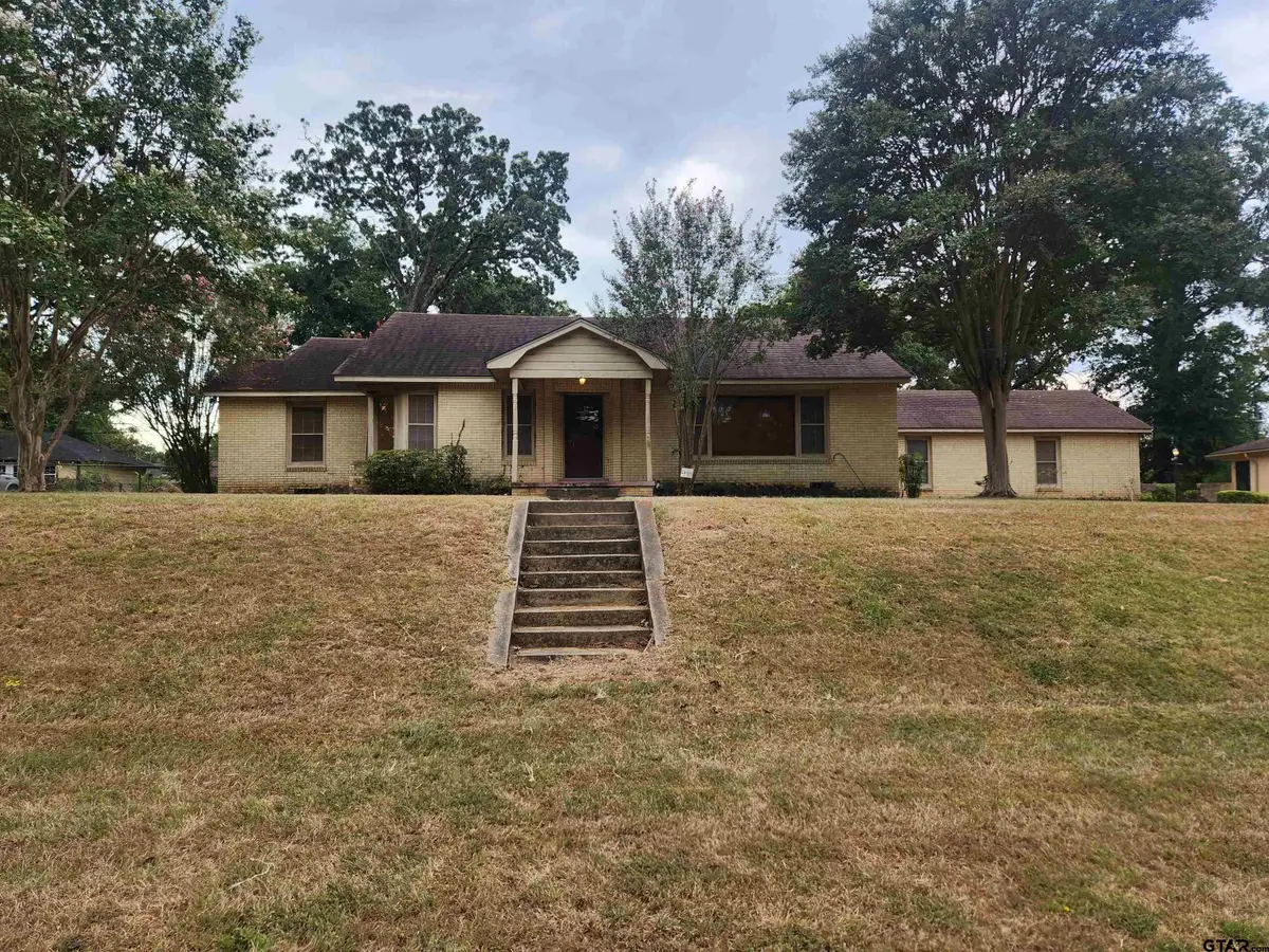 2002 Belvedere Blvd, Tyler, TX 75702 - #1