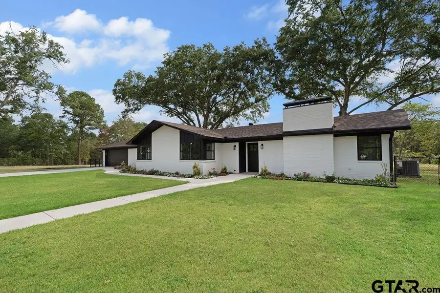 18419 Michael Dr, Whitehouse, TX 75791 - #2