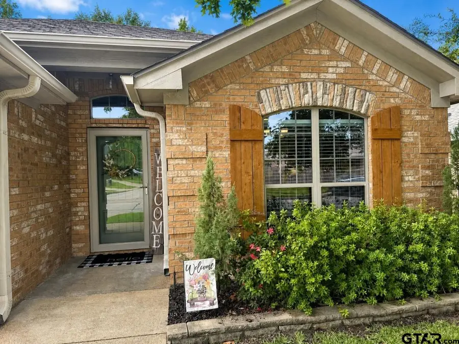 2551 Lazy Acres, Tyler, TX 75701 - #3