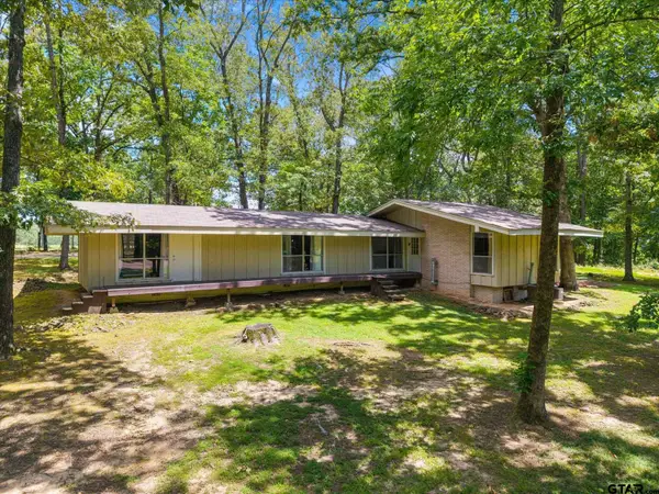 106 Lively, Mount Pleasant, TX 75455