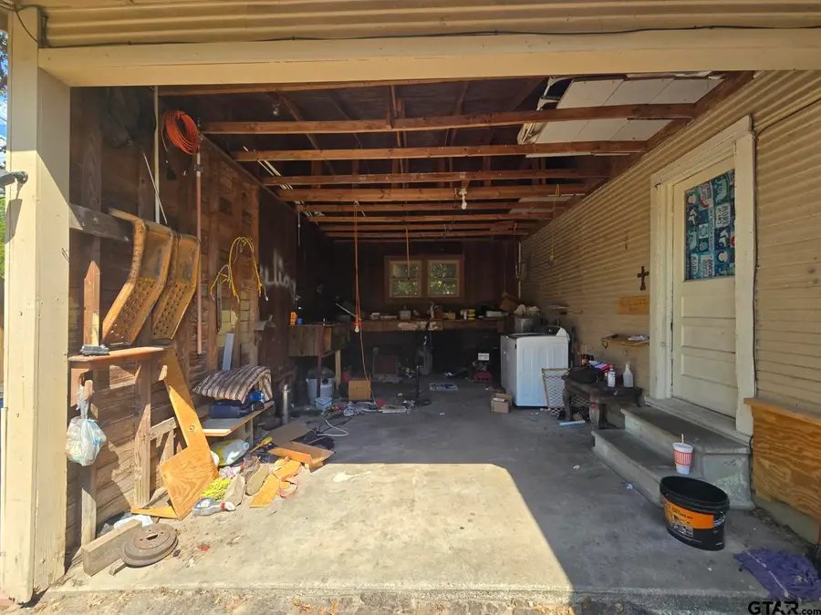 813 Sycamore St, Mineola, TX 75773 - #3
