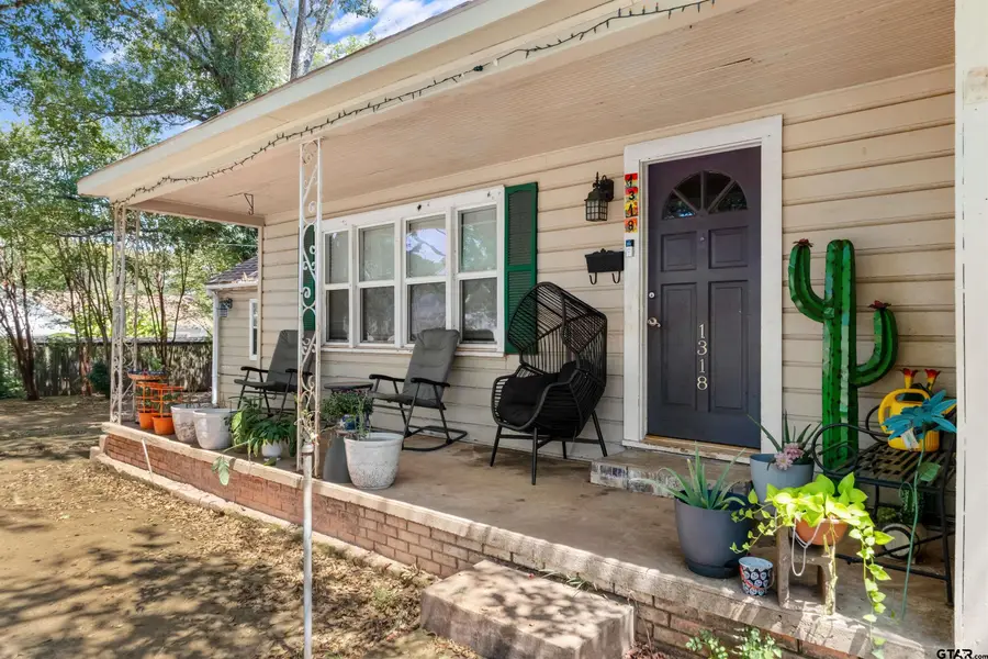 1318 Oakdale, Palestine, TX 75801 - #3