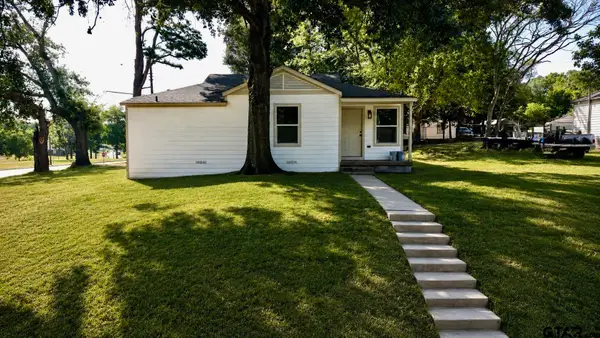 812 Sandlin Ave, Mount Pleasant, TX 75455