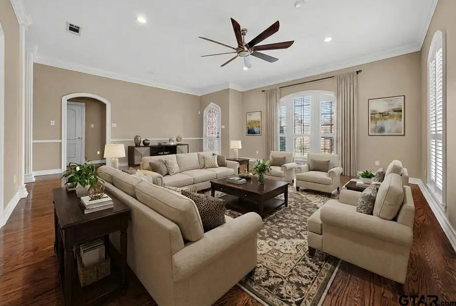 504 Hyde Park Dr, Tyler, TX 75701 - #3