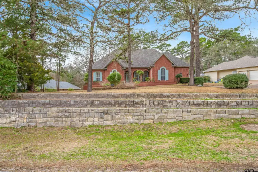 1304 Greenbriar Trail, Holly Lake Ranch, TX 75765 - #2