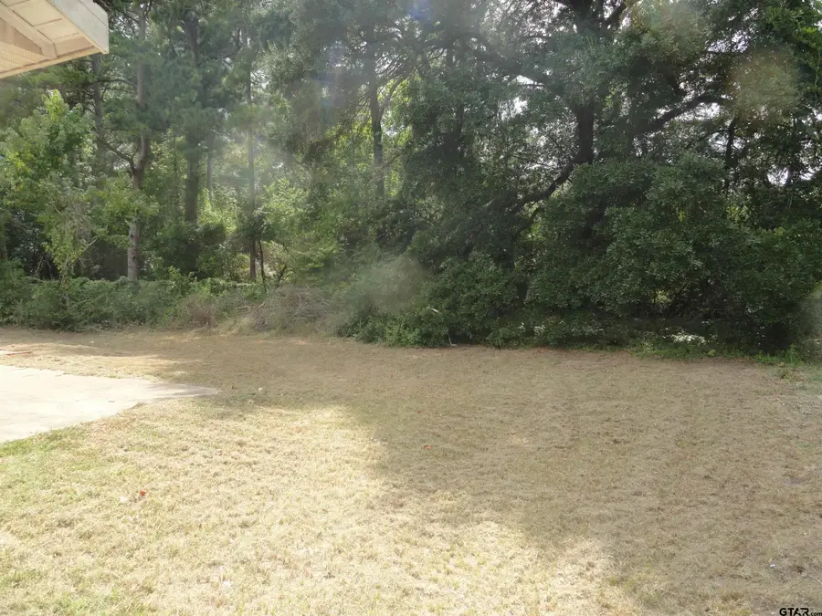 1521 S Academy Ave., Tyler, TX 75701 - #3