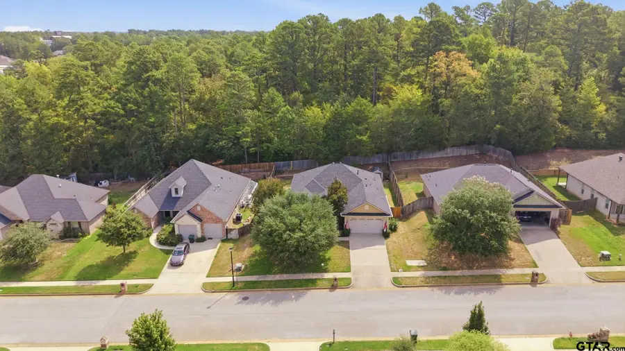 8418 Lakeway Dr, Tyler, TX 75703 - #3