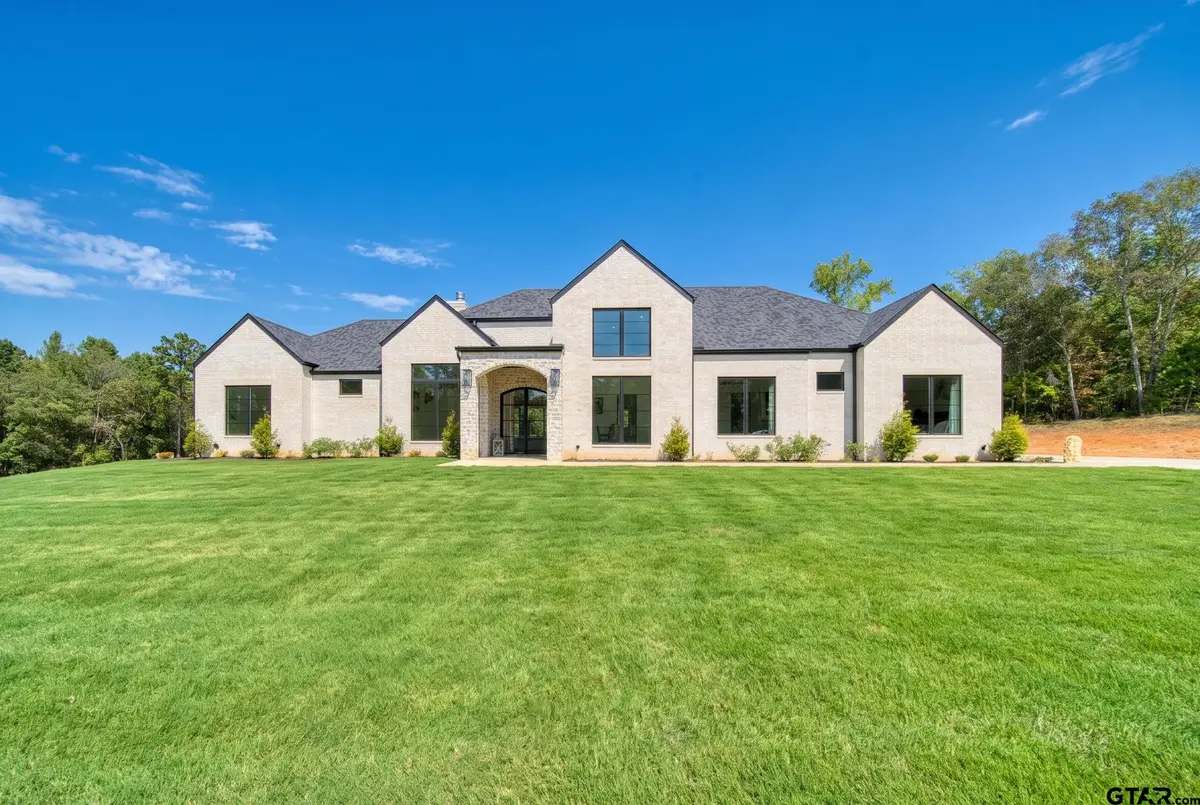 2283 Flamingo Rd, Gilmer, TX 75645 - #1