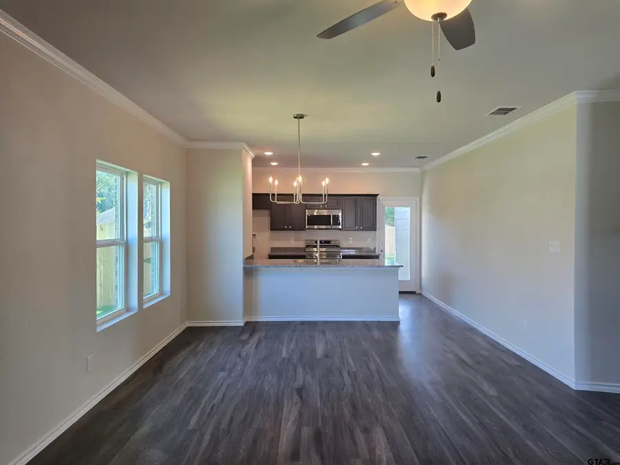 6108 Hidden Hills Drive, Tyler, TX 75703 - #2