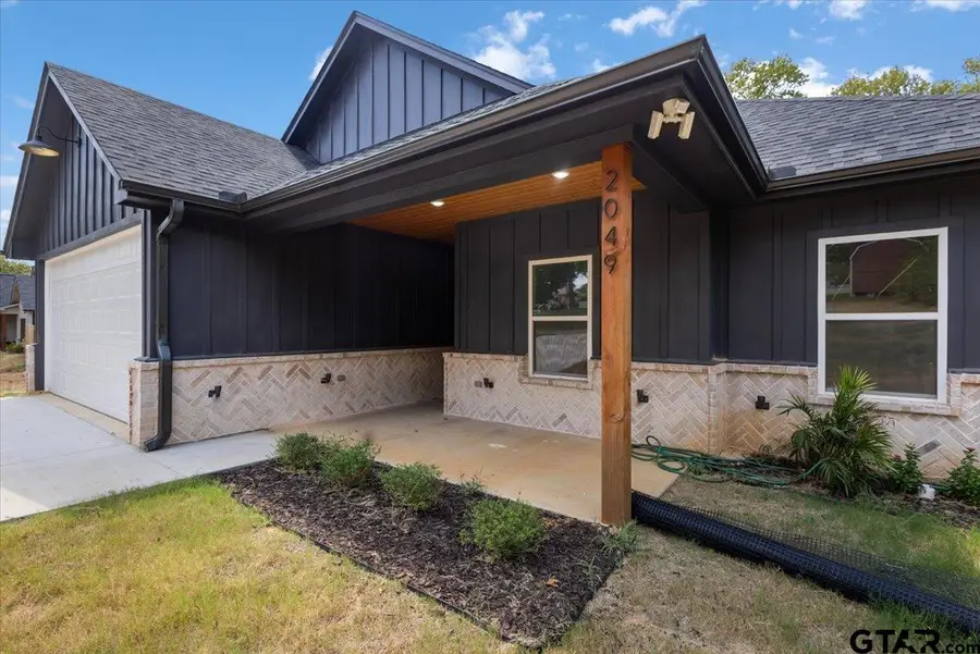 2049 Jackie Ave., Tyler, TX 75701 - #3